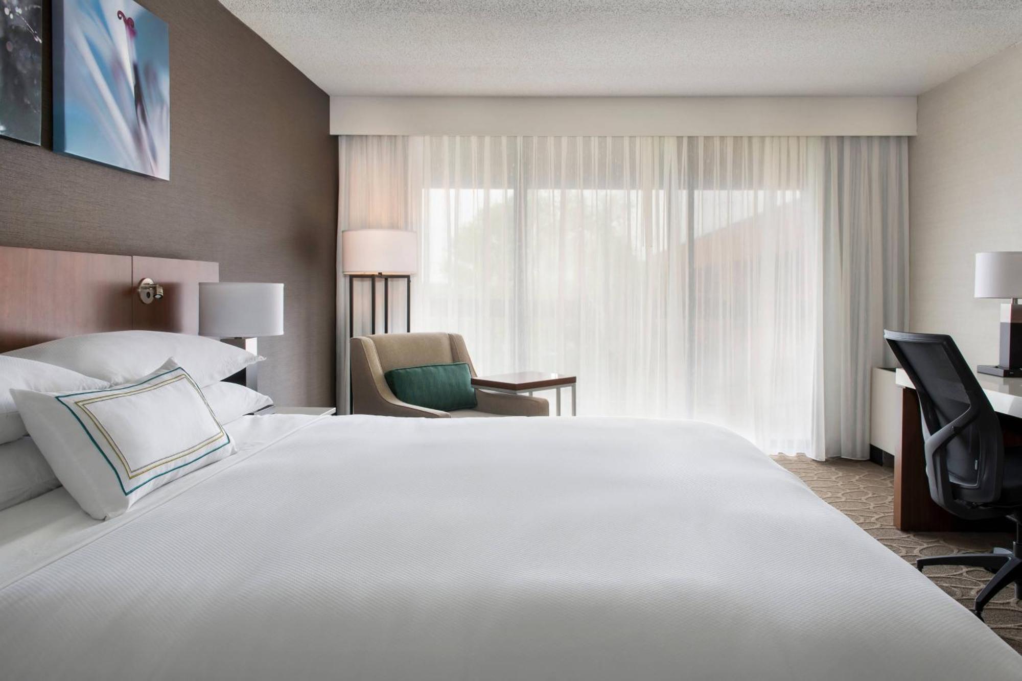 Delta Hotels By Marriott Mount Pleasant Racine Exteriör bild