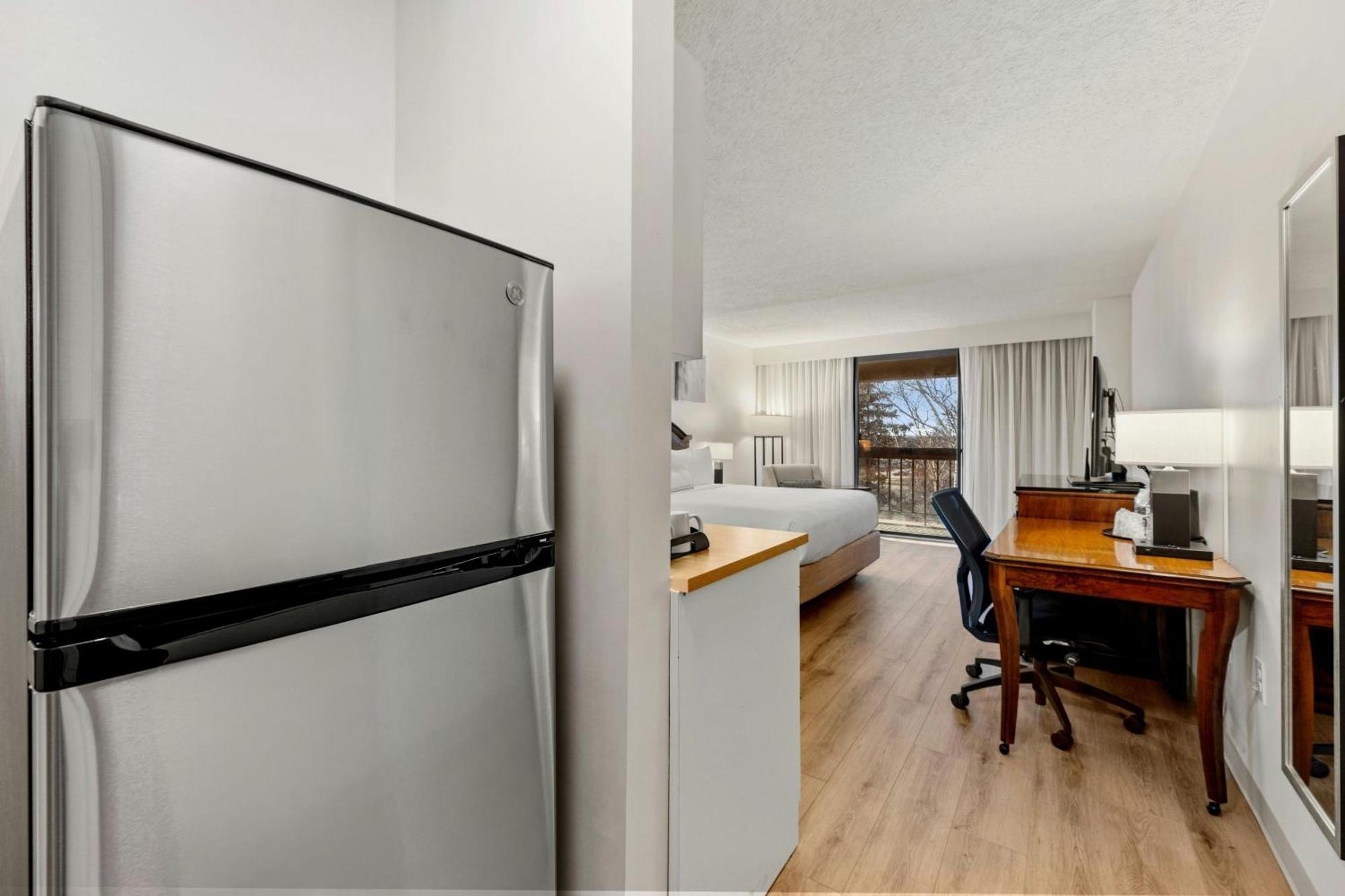 Delta Hotels By Marriott Mount Pleasant Racine Exteriör bild
